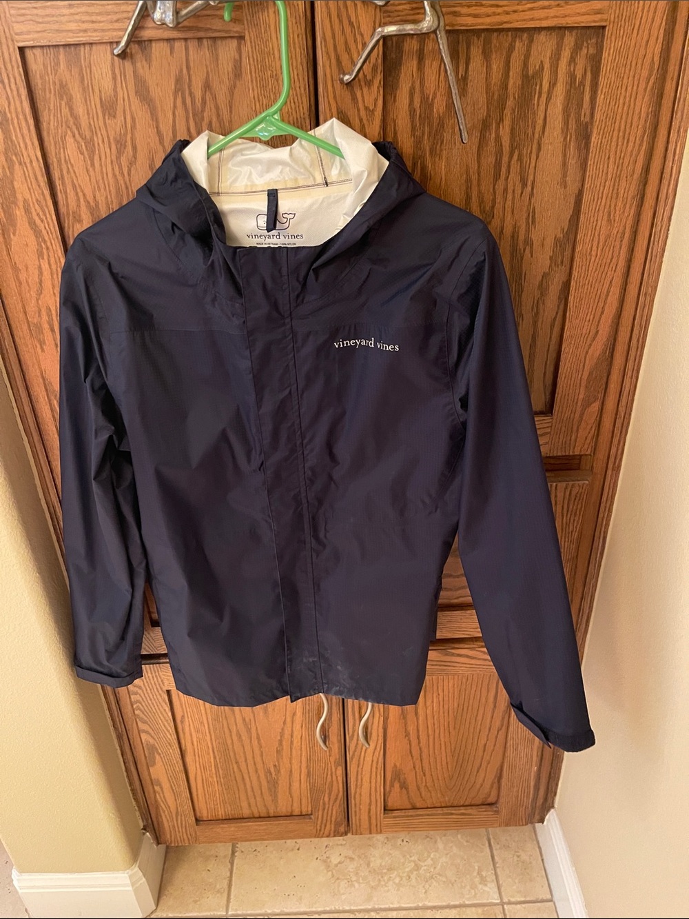 Vineyard Vines Navy Hooded Kids Raincoat with Contrast Lining